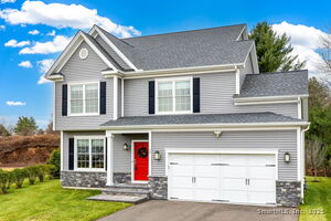 Homes for sale in Plainville, CT | 48 Sandstone Rd #48, Plainville, CT 06062 | MLS# 24140570