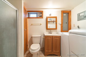 Homes for sale in Wallingford, CT | 127 Cook Hill Rd, Wallingford, CT 06492 | MLS# 24140977