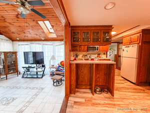 Homes for sale in Putnam, CT | 116 E Putnam Rd, Putnam, CT 06260 | MLS# 24142257