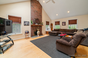 Homes for sale in Bristol, CT | 116 Larkspur Ln, Bristol, CT 06010 | MLS# 24142299