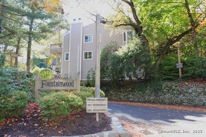 Homes for sale in New Haven, CT | 360 Fountain St #APT 5, New Haven, CT 06515 | MLS# 24142359
