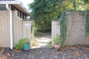 Homes for sale in New Haven, CT | 360 Fountain St #APT 5, New Haven, CT 06515 | MLS# 24142359