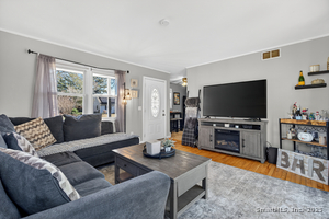 Homes for sale in Clinton, CT | 5 Robin Ln, Clinton, CT 06413 | MLS# 24142355