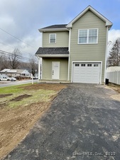 Homes for sale in Waterbury, CT | 124 Highlawn St, Waterbury, CT 06705 | MLS# 24142379