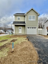 Homes for sale in Waterbury, CT | 124 Highlawn St, Waterbury, CT 06705 | MLS# 24142379