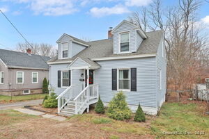 Homes for sale in Enfield, CT | 16 Brainard Rd, Enfield, CT 06082 | MLS# 24142378