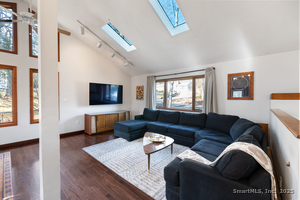 Homes for sale in Hamden, CT | 170 Laura Rd, Hamden, CT 06514 | MLS# 24142389