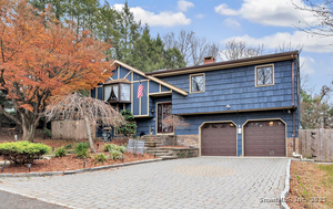 Homes for sale in Danbury, CT | 8 Snug Harbor Dr, Danbury, CT 06811 | MLS# 24141359