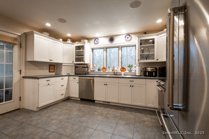 Homes for sale in Montville, CT | 15 Forsyth Rd, Montville, CT 06370 | MLS# 24142362