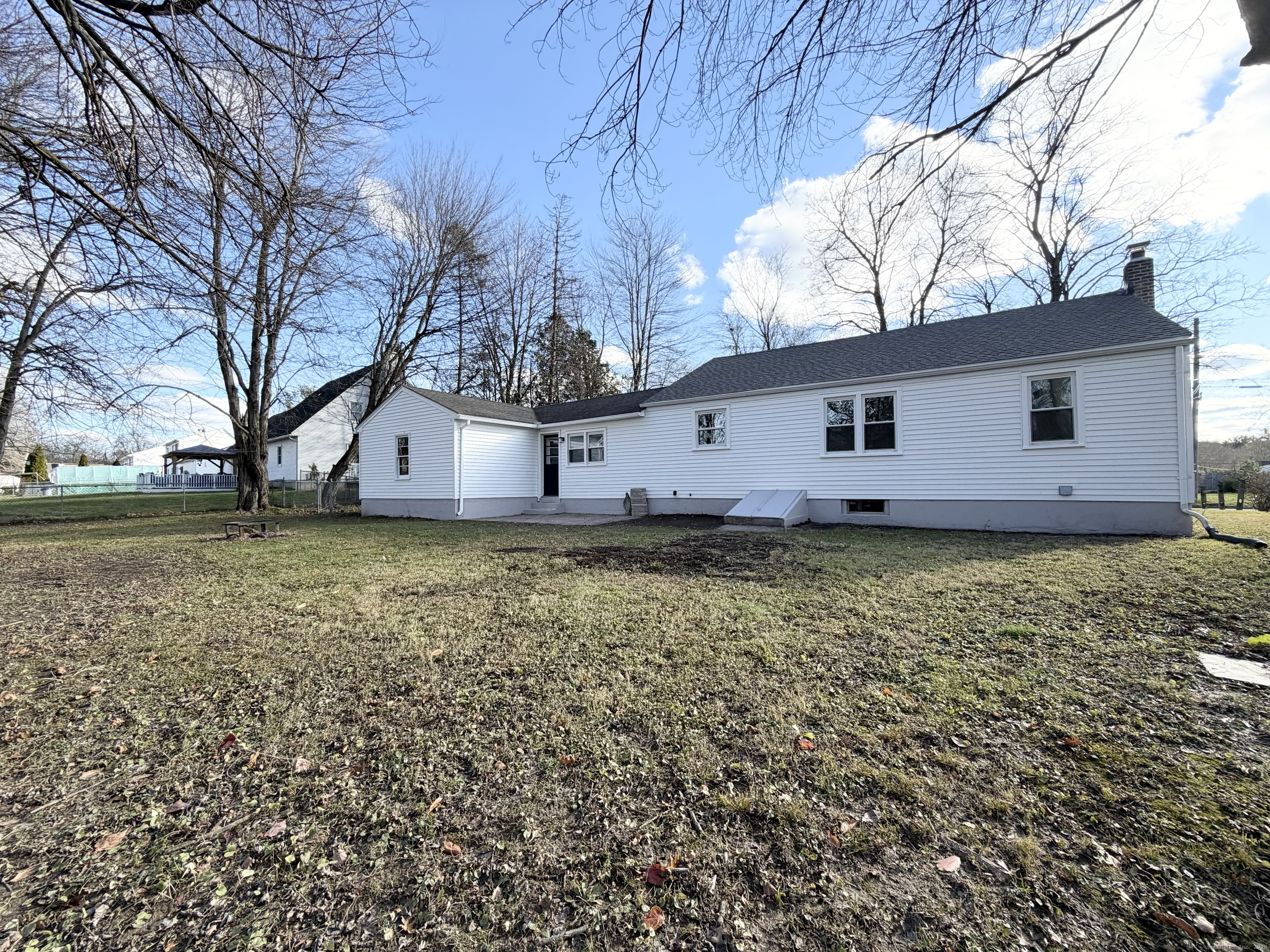 Homes for sale in Enfield, CT | 9 Eleanor Rd, Enfield, CT 06082 | MLS# 24142336