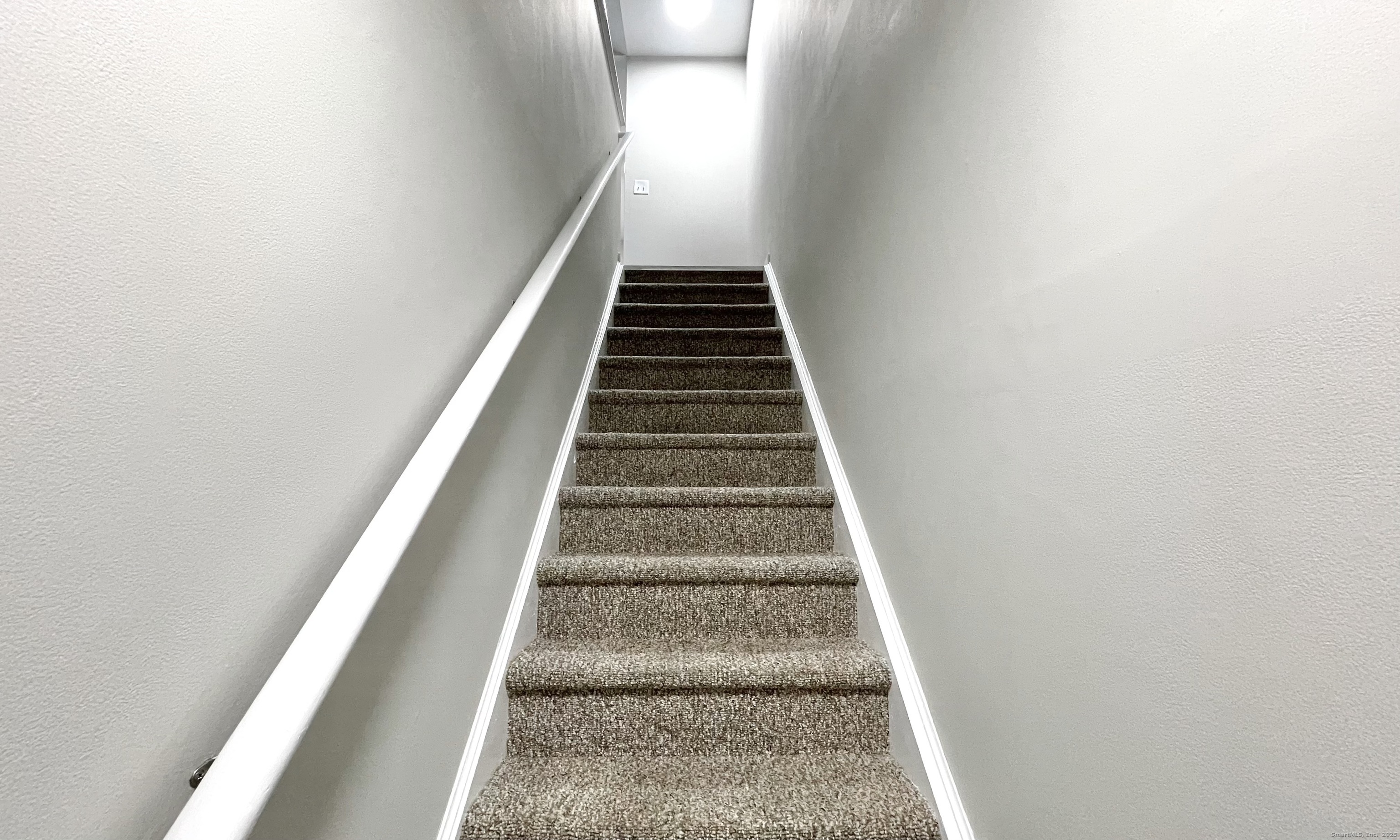 68 W Main, Milford, 06460, 1 Bedroom Bedrooms, 0 ,1 BathroomBathrooms,Residential Rental,For Sale,68 W Main,0,24142053