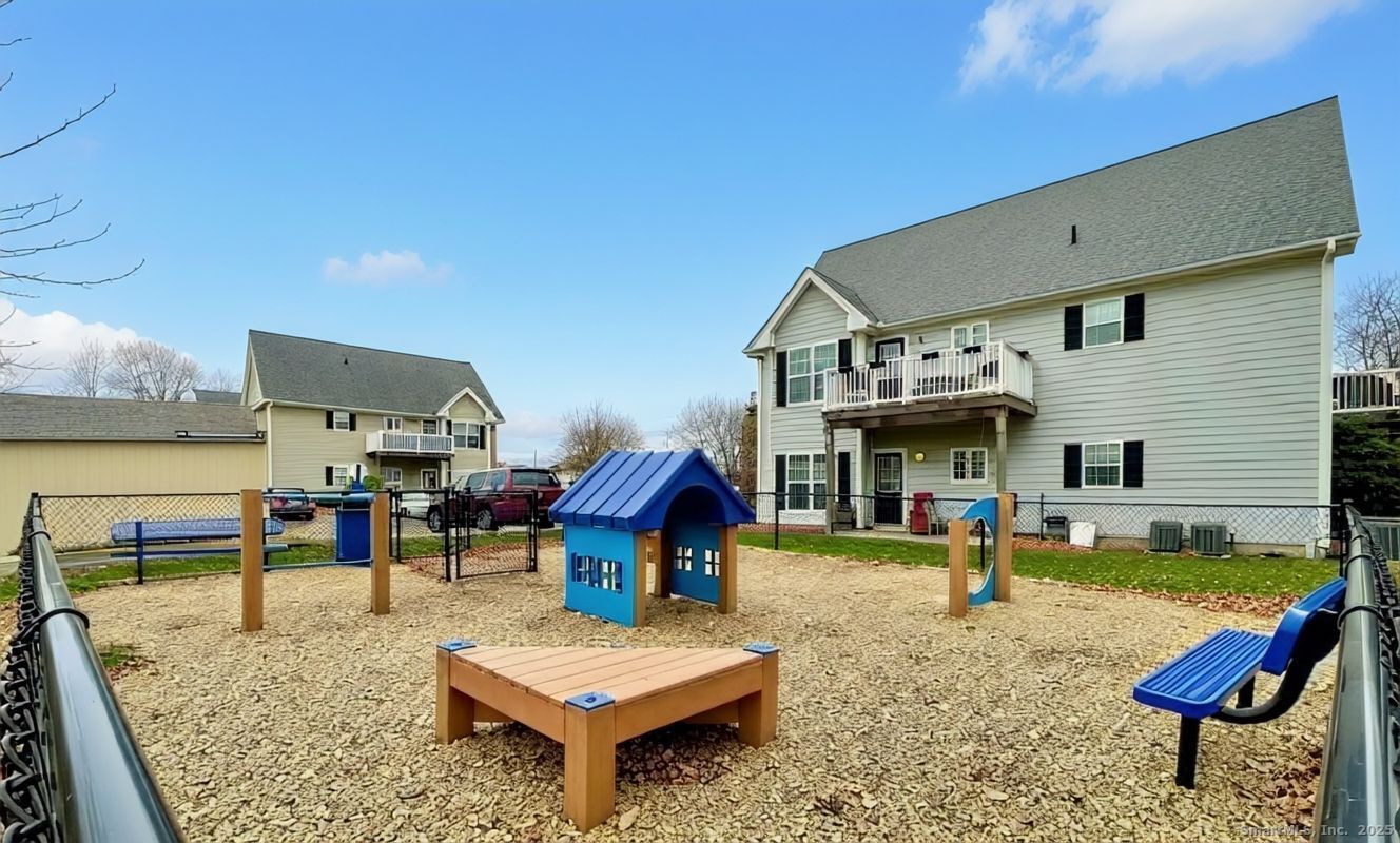 Photo 12 of 120 Washington Street, Milford, CT