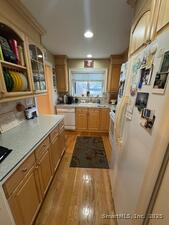 Homes for sale in Farmington, CT | 18 Greenbriar Dr #APT A, Farmington, CT 06032 | MLS# 24141051