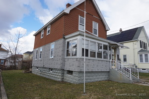 Homes for sale in Ludlow, MA | 37 Franklin St, Ludlow, MA 01056 | MLS# 24142399