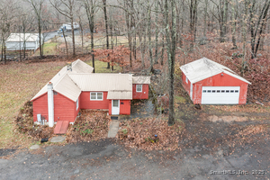 Homes for sale in Oxford, CT | 59 Pope Rd, Oxford, CT 06478 | MLS# 24139381