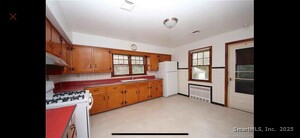 Homes for sale in Stamford, CT | 74 W North St, Stamford, CT 06902 | MLS# 24142451