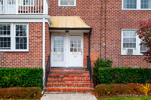 Homes for sale in Greenwich, CT | 36 Putnam Park, Greenwich, CT 06830 | MLS# 24142524