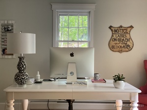 Homes for sale in Newtown, CT | 61 High Rock Rd, Newtown, CT 06482 | MLS# 24142538