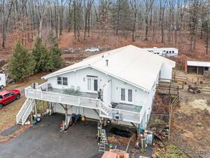 Homes for sale in Oxford, CT | 57 Pope Rd, Oxford, CT 06478 | MLS# 24139311