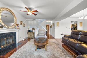 Homes for sale in Shelton, CT | 113 Spring Gln #113, Shelton, CT 06484 | MLS# 24142591