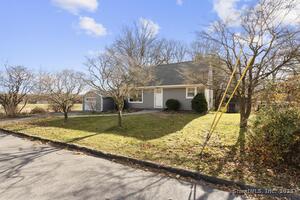 Homes for sale in Stratford, CT | 181 Islandview Rd, Stratford, CT 06614 | MLS# 24142517
