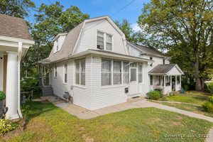 Homes for sale in New London, CT | 68 Raymond St, New London, CT 06320 | MLS# 24142632