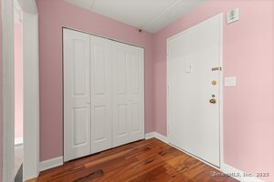 Homes for sale in Stamford, CT | 143 Hoyt St #APT 1A, Stamford, CT 06905 | MLS# 24142743