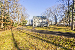 Homes for sale in Bloomfield, CT | 29 Privilege Rd, Bloomfield, CT 06002 | MLS# 24138301