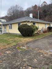 Homes for sale in Waterbury, CT | 341 Oak St, Waterbury, CT 06705 | MLS# 24142653