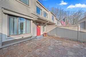 Homes for sale in Farmington, CT | 141 Farmington Chase Crescent #141, Farmington, CT 06032 | MLS# 24142482