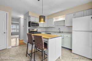 Homes for sale in Stamford, CT | 48 Strawberry Hill Ave #11, Stamford, CT 06902 | MLS# 24141886
