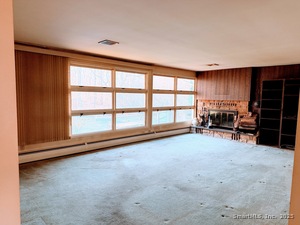 Homes for sale in Groton, CT | 140 Laurelwood Rd, Groton, CT 06340 | MLS# 24142528