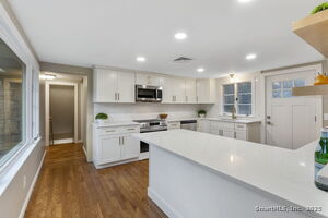 Homes for sale in Glastonbury, CT | 474 Neipsic Rd, Glastonbury, CT 06033 | MLS# 24141505