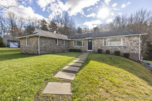 Homes for sale in Glastonbury, CT | 474 Neipsic Rd, Glastonbury, CT 06033 | MLS# 24141505