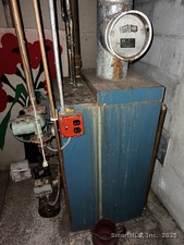 Homes for sale in New Fairfield, CT | 37 Eastview Dr, New Fairfield, CT 06812 | MLS# 24142300