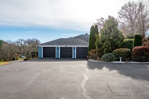 Homes for sale in Branford, CT | 15 Griffing Pond Rd, Branford, CT 06405 | MLS# 24142663