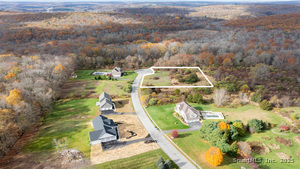 Homes for sale in Norwich, CT | 33 Farm View Dr, Norwich, CT 06360 | MLS# 24142736