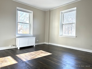 Homes for sale in Stamford, CT | 102 Summer St #2A, Stamford, CT 06840 | MLS# 24142349