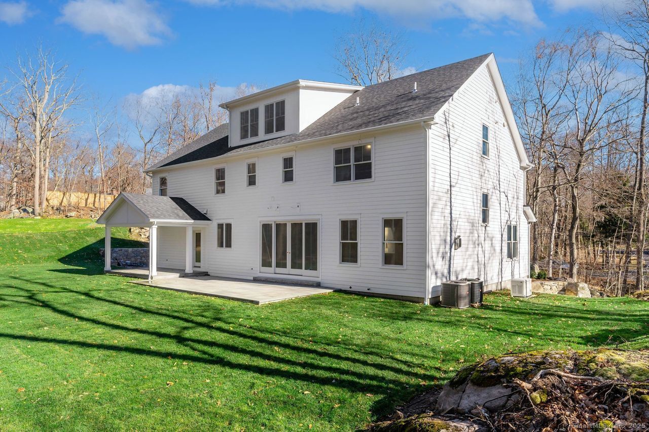 Homes for sale in Wilton, CT | 109 Signal Hill Rd, Wilton, CT 06897 | MLS# 24142765