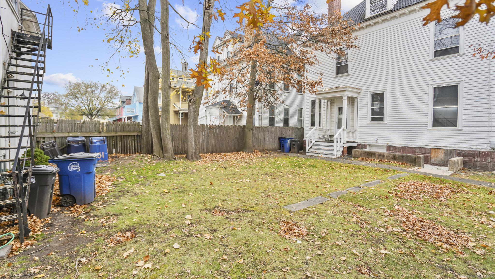 Homes for sale in New Haven, CT | 15 Maple St, New Haven, CT 06511 | MLS# 24142816