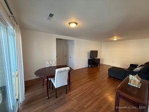 Homes for sale in Stamford, CT | 16 Houston Ter #APT 7, Stamford, CT 06902 | MLS# 24142835