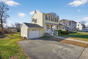 Homes for sale in Groton, CT | 59 Godfrey St, Groton, CT 06340 | MLS# 24142750