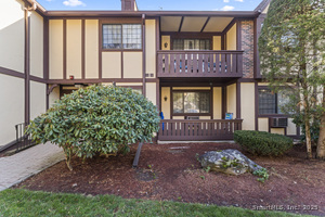 Homes for sale in Stratford, CT | 125 Warner Hill Rd #80, Stratford, CT 06614 | MLS# 24142700