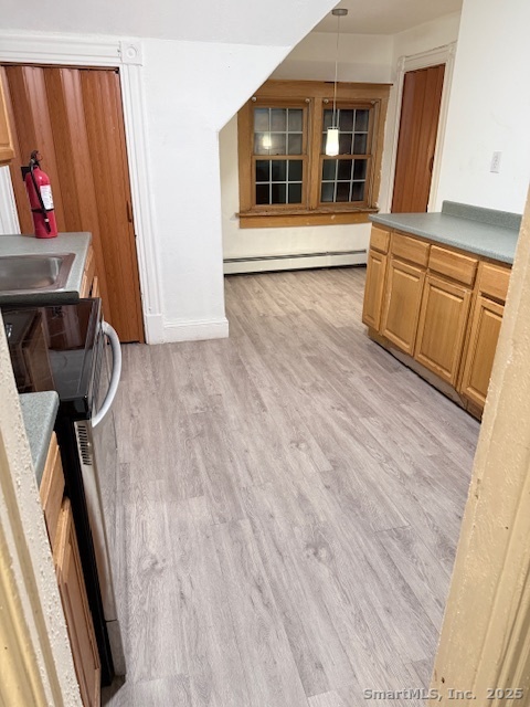 20 Lorraine, Hartford, 06105, 2 Bedrooms Bedrooms, 0 ,1 BathroomBathrooms,Residential Rental,For Sale,Lorraine,0,24142977