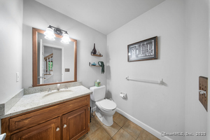 Homes for sale in Easton, CT | 340 Morehouse Rd, Easton, CT 06612 | MLS# 24142919