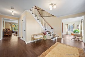 Homes for sale in Stamford, CT | 77 Aspen Ln, Stamford, CT 06903 | MLS# 24139725