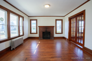 Homes for sale in Manchester, CT | 93 Hollister St, Manchester, CT 06042 | MLS# 24142912