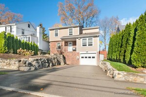 Homes for sale in Stamford, CT | 85 Hirsch Rd, Stamford, CT 06905 | MLS# 24142564