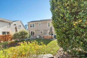 Homes for sale in Stamford, CT | 85 Hirsch Rd, Stamford, CT 06905 | MLS# 24142564