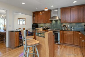 Homes for sale in Stamford, CT | 30 Dulan Dr, Stamford, CT 06903 | MLS# 24142458